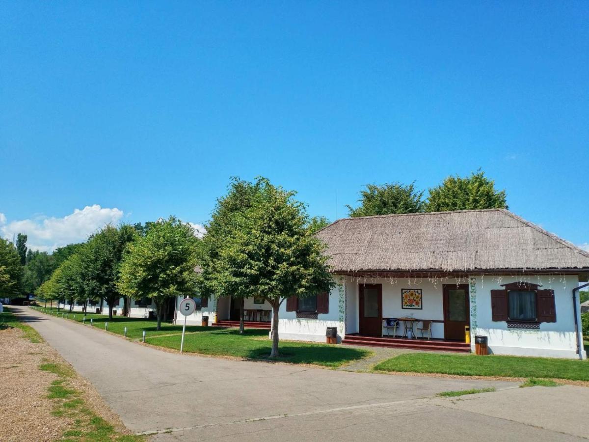 Bereg Holiday Park Svetlogorskoye Exteriör bild