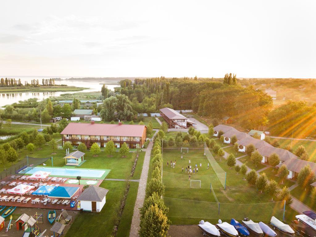 Bereg Holiday Park Svetlogorskoye Exteriör bild